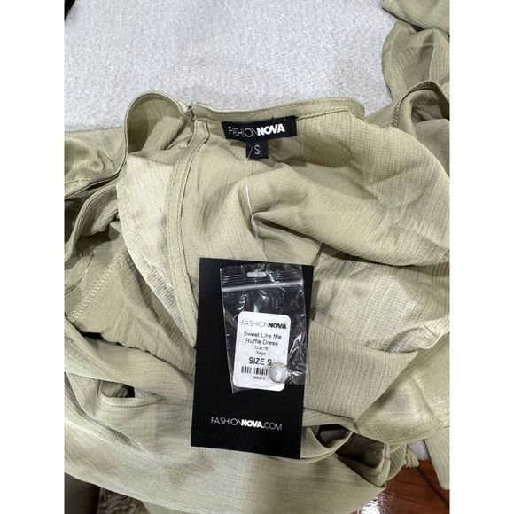 Fashion Nova Women's Mint Ruffle Dress Size S - Picture 6 of 6